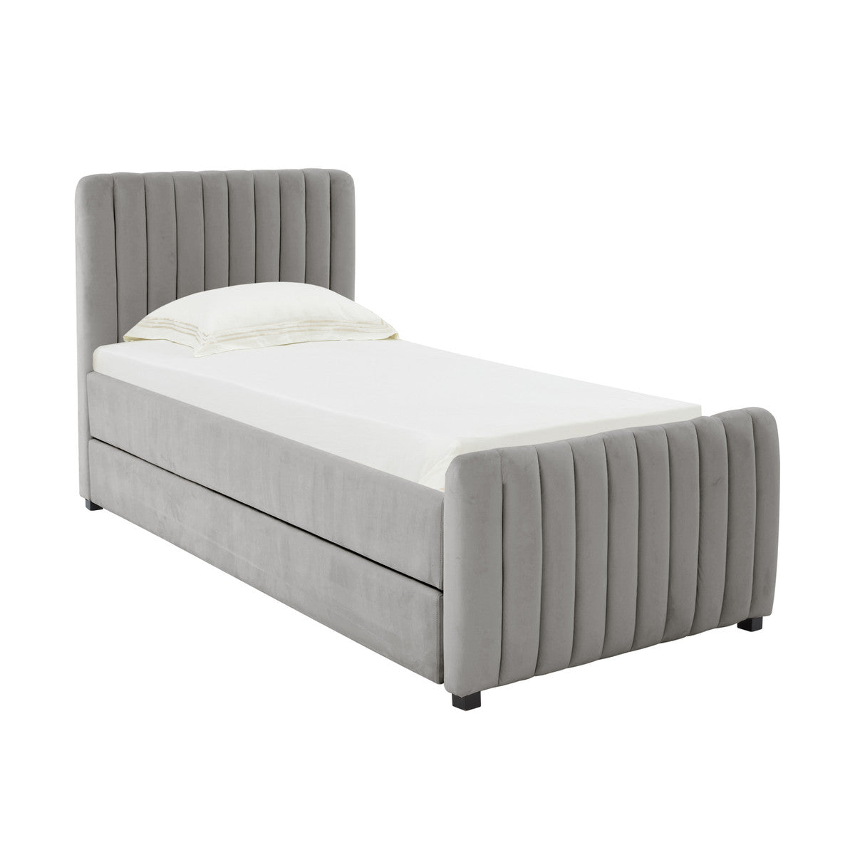 Angela Trundle en Twin