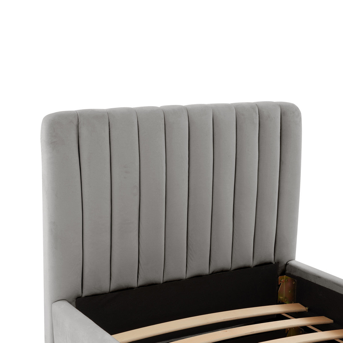 Angela Trundle en Twin