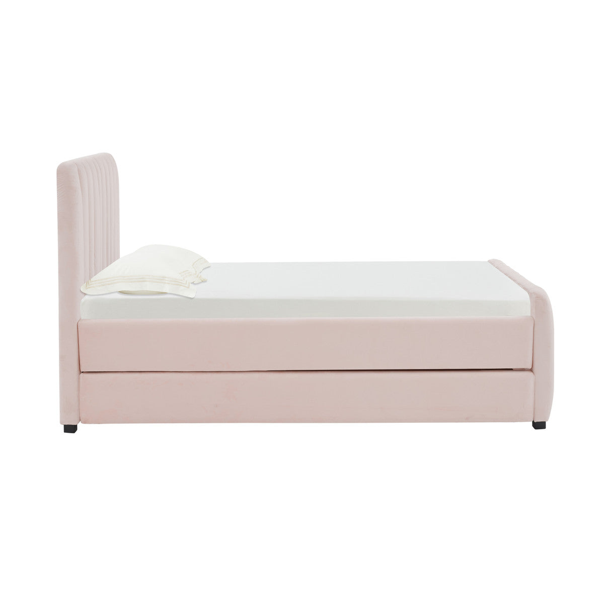 Angela Trundle en Twin