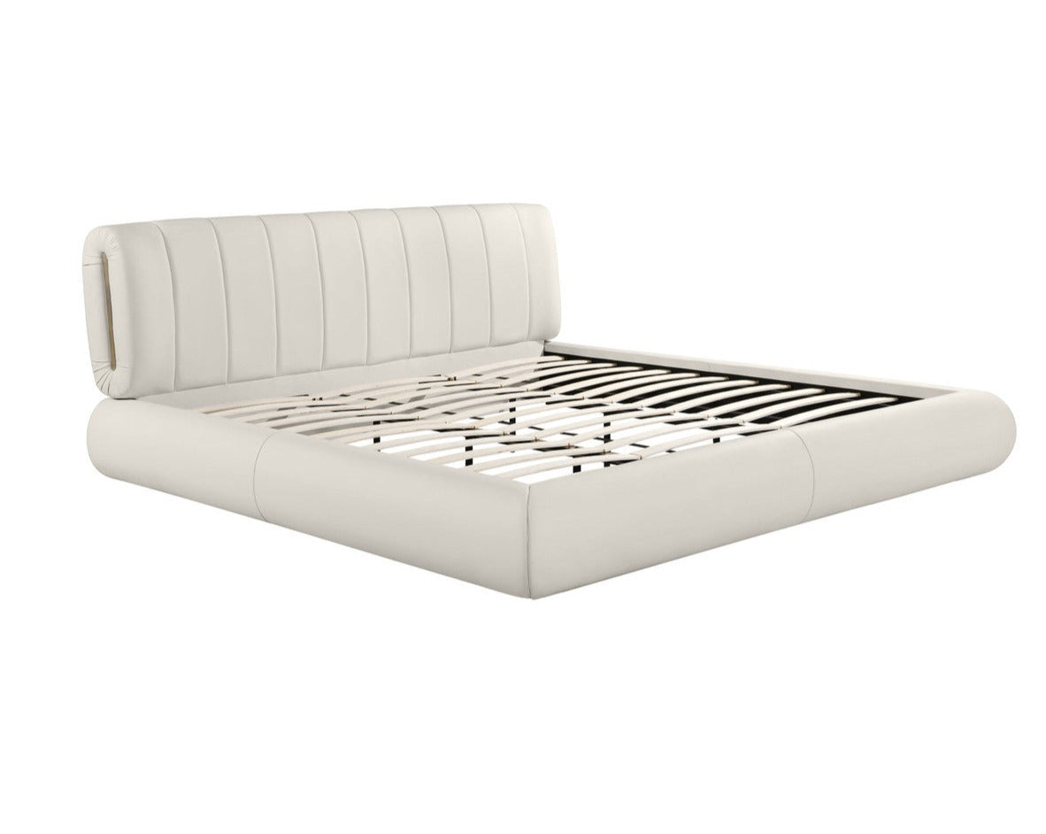 Lit en cuir végétalien crème Karol