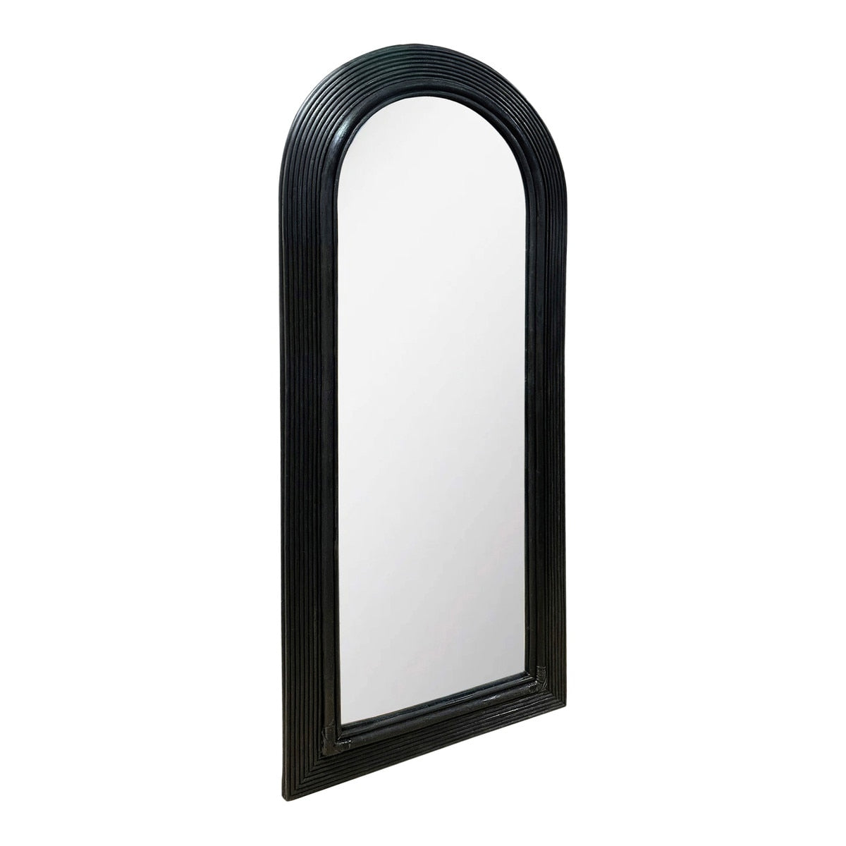 Miroir sur pied Tanya en rotin noir de 70 po
