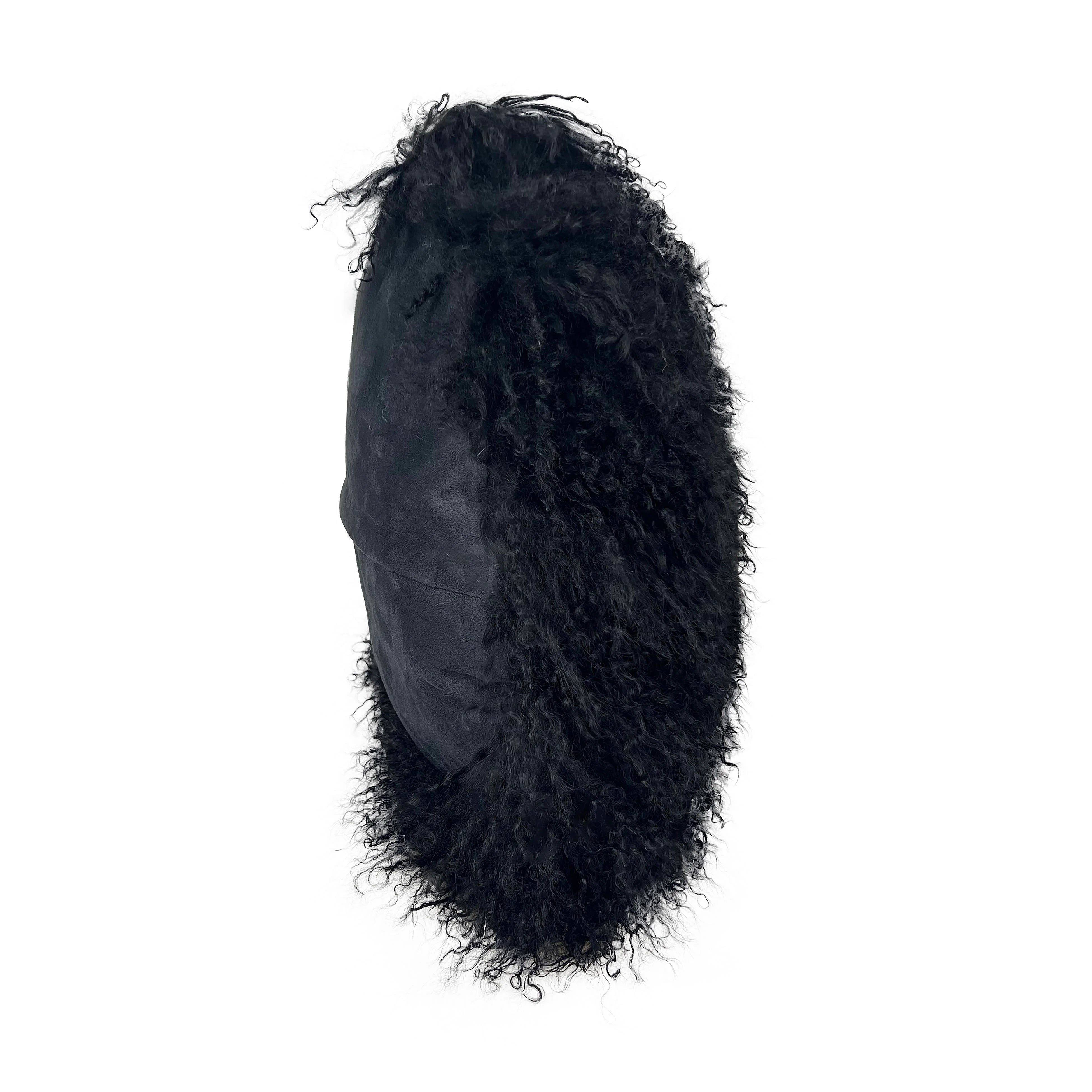 New Zealand 16" Sheepskin Round Throw Pillow