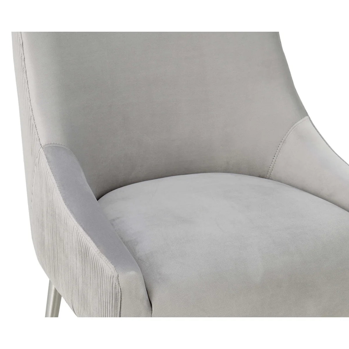 Tabouret de bar Beatrix en velours gris clair plissé