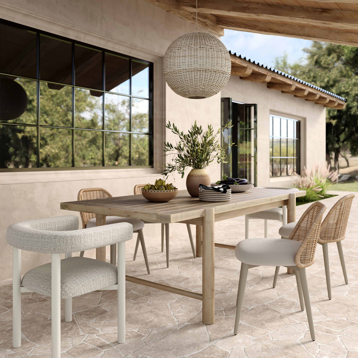 Chaise de salle à manger d'extérieur texturée Jackie Cream