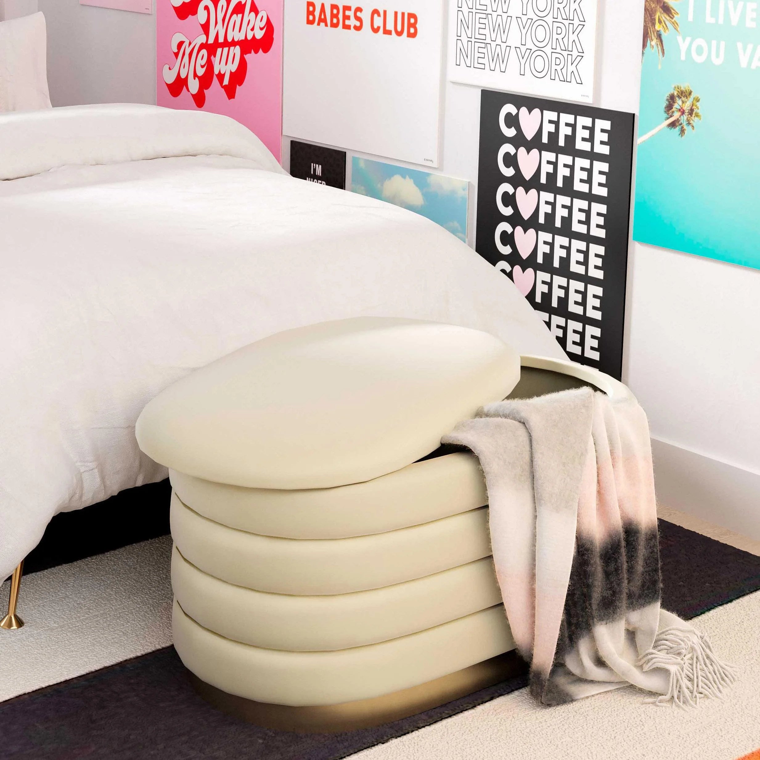 Banc de rangement en velours Lillian