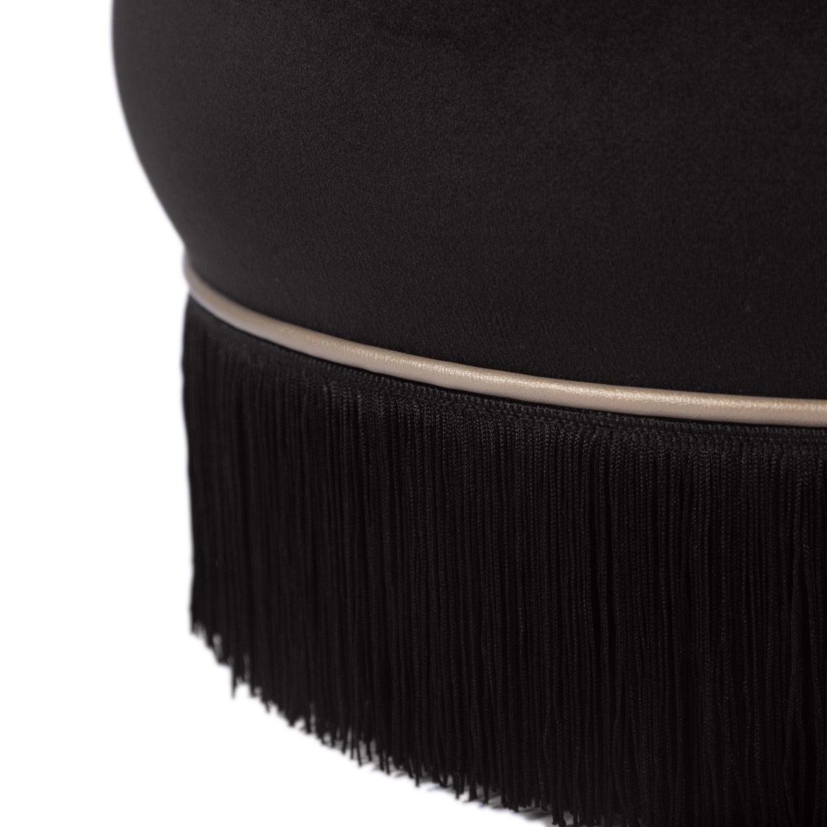Pouf en velours noir Lakka