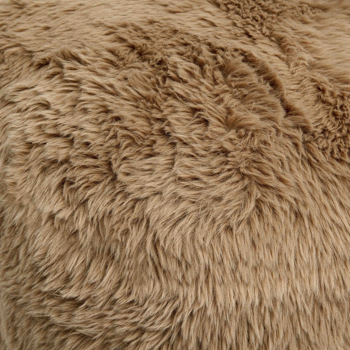 Pouf Britt en peau de mouton végétalienne