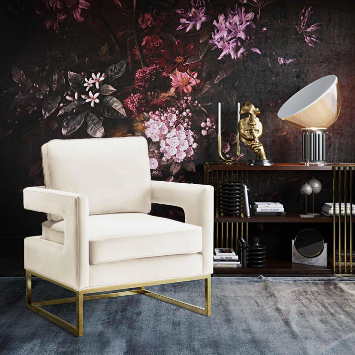 Chaise en velours bleu marine Avery