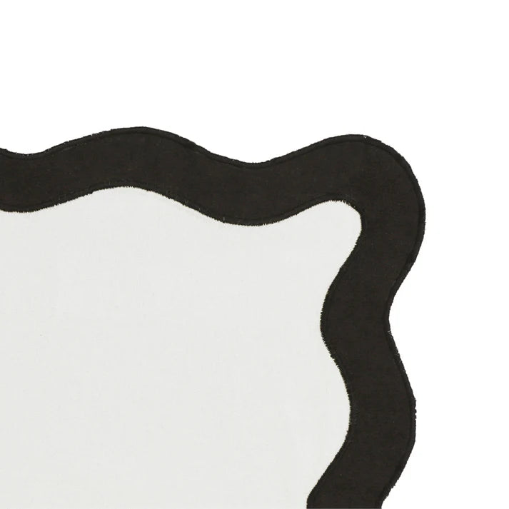 Scalloped Edge Cotton Placemat - Set of 4