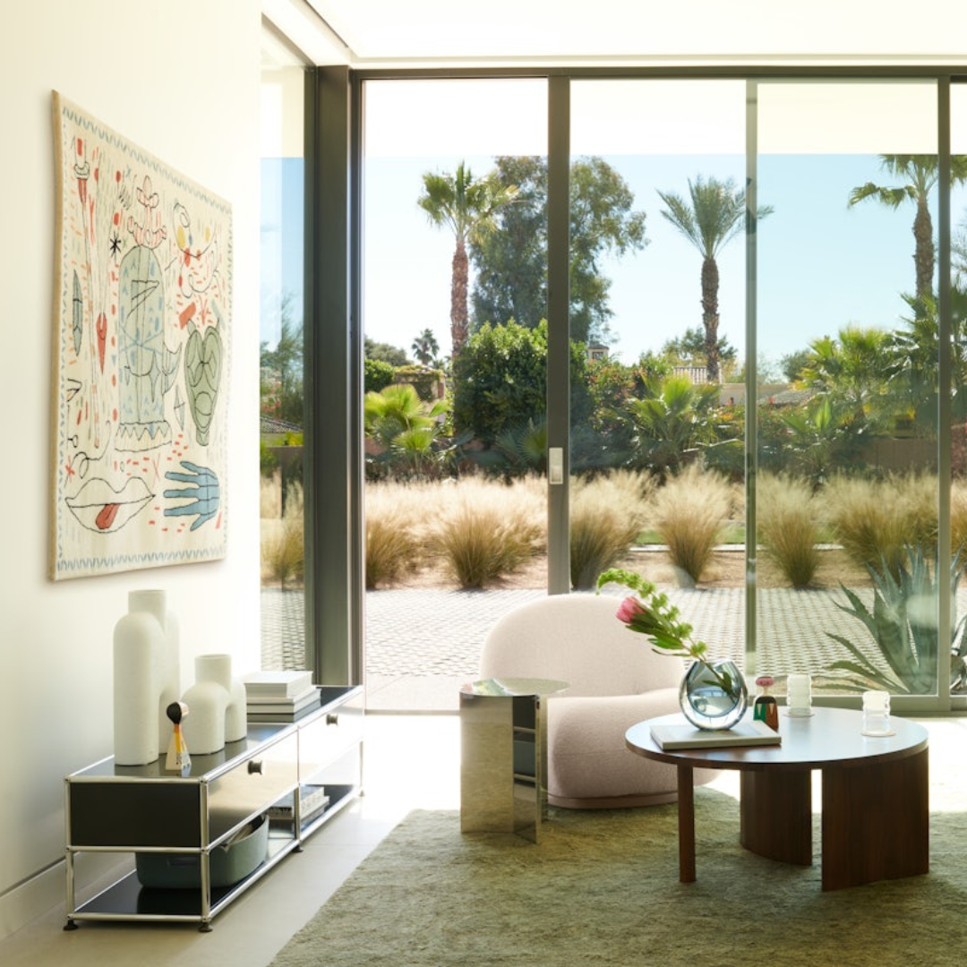 USM Haller Open Media Console