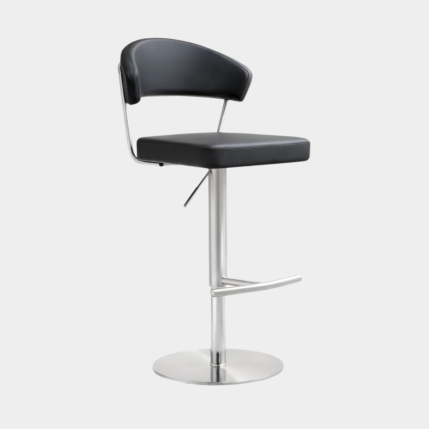 Tabouret de bar Cosmo Black Performance en cuir végétalien et acier inoxydable