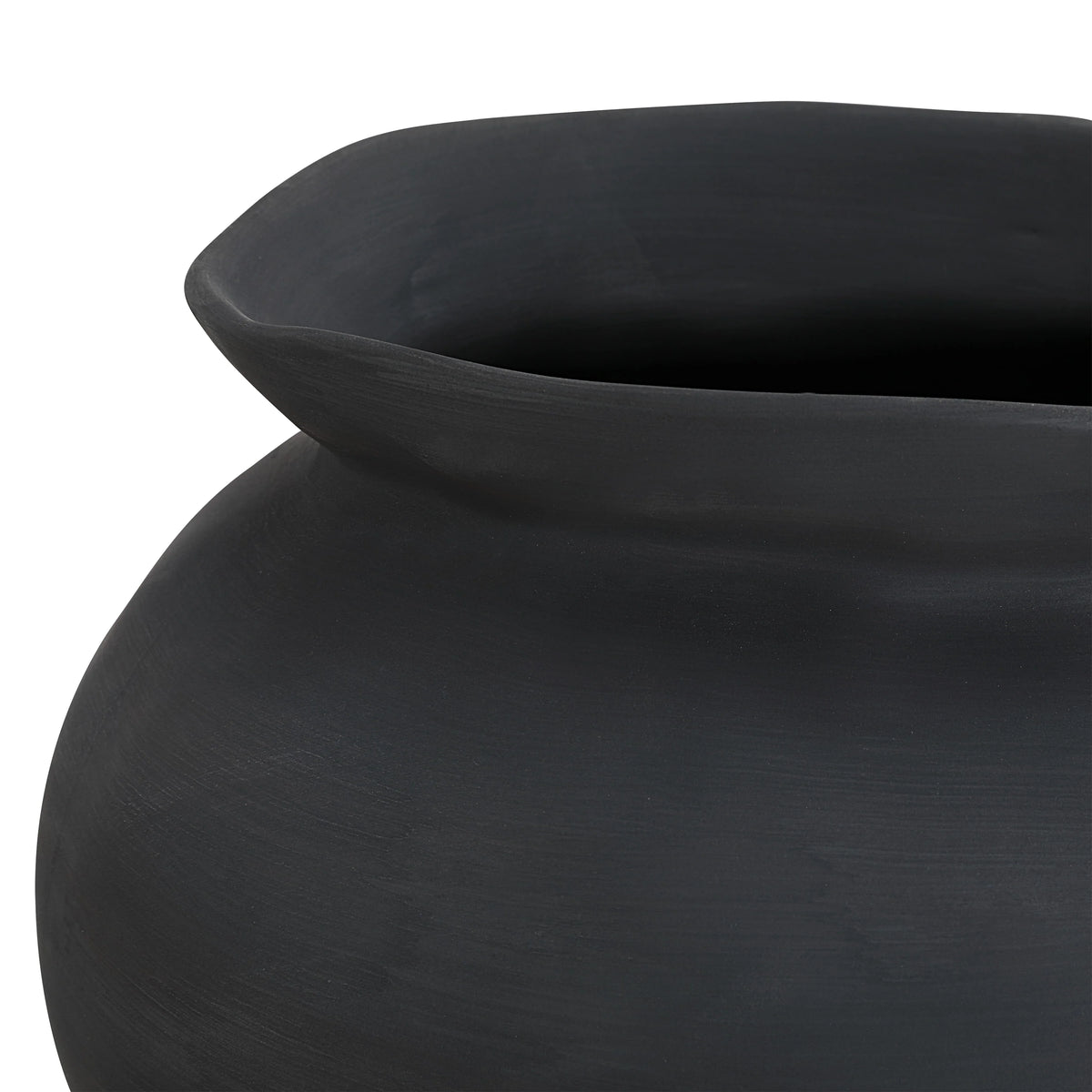 Elia Vase