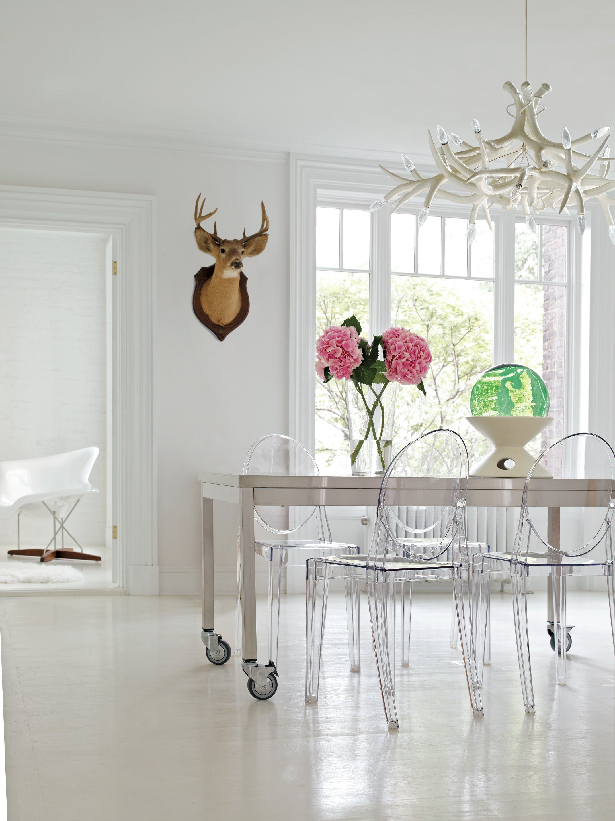 Chaise Victoria Ghost