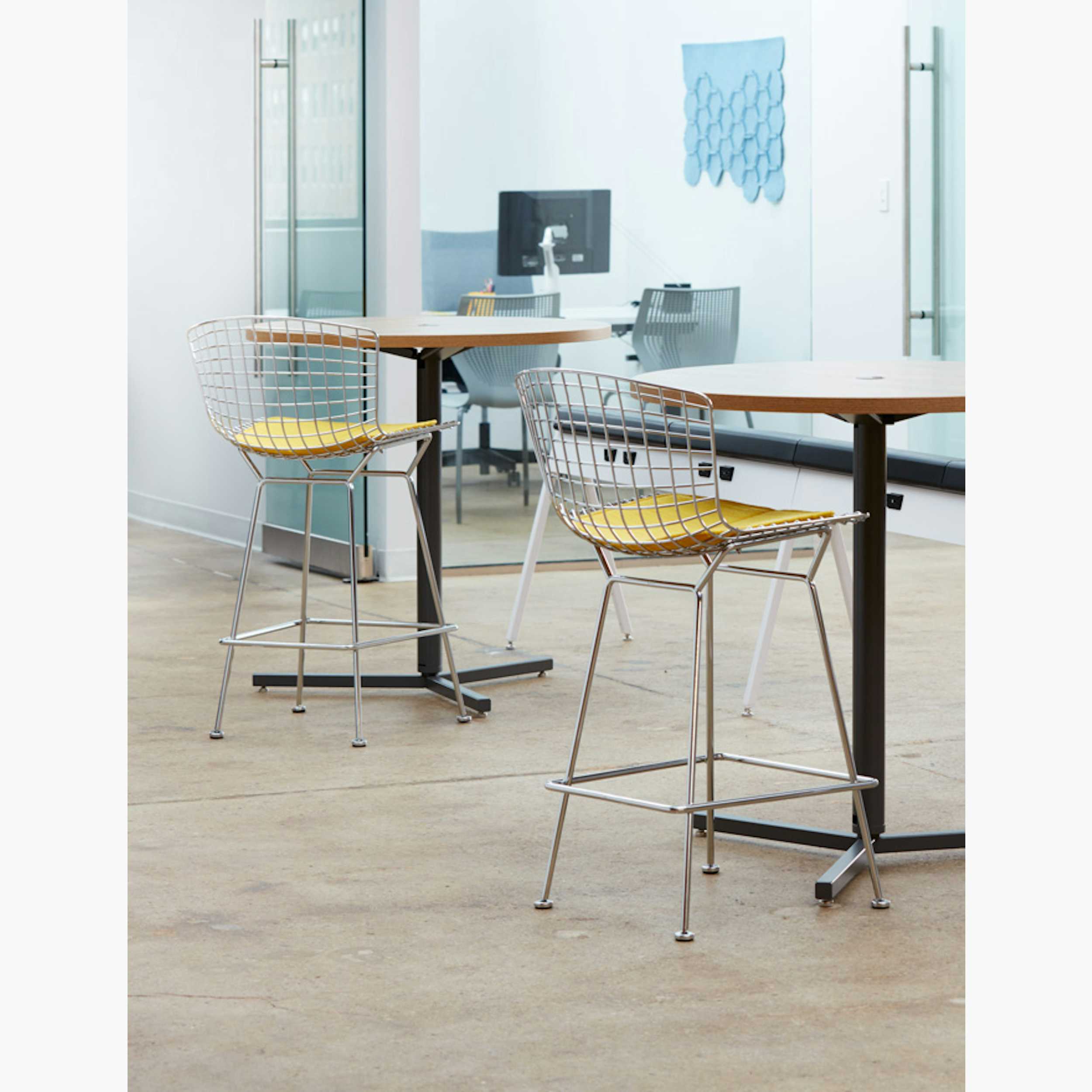 Bertoia Stool