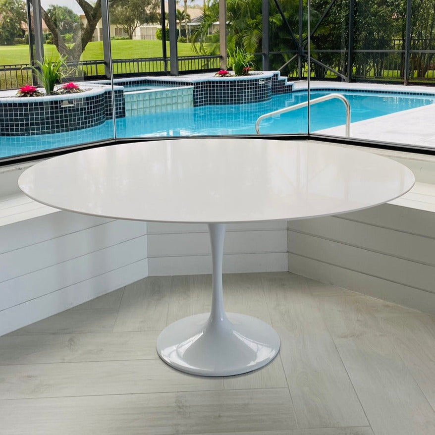 White Lacquer Tulip Dining Table (Round)