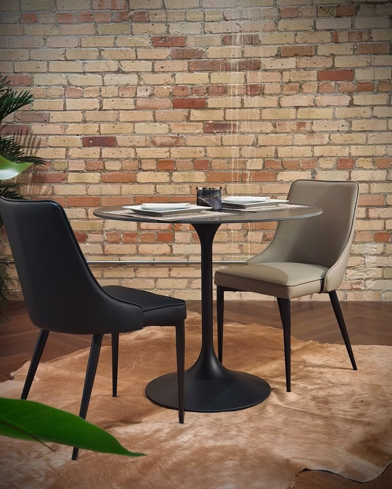 Table à manger urbaine abstraite