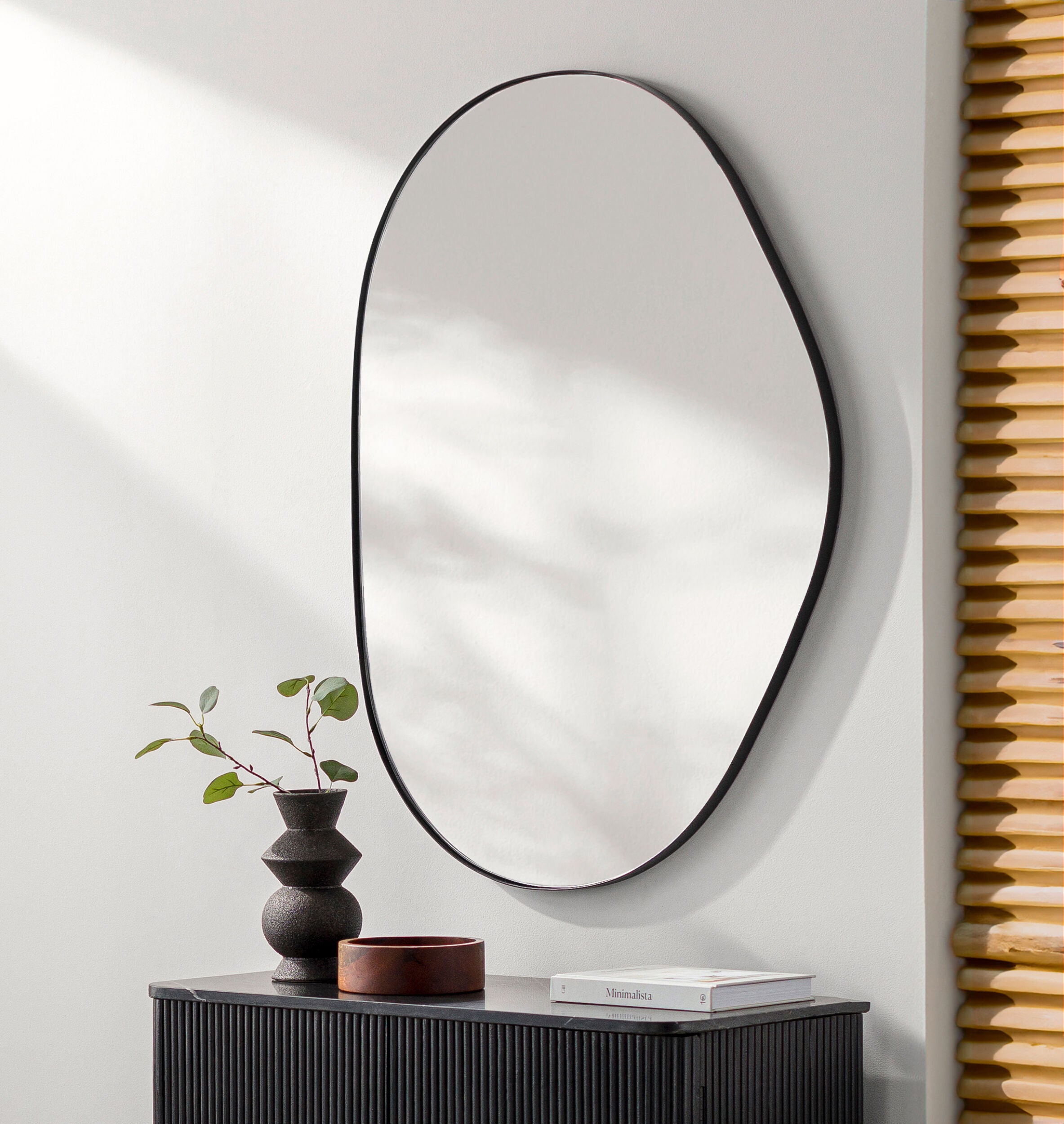 Aamnah Accent Mirror