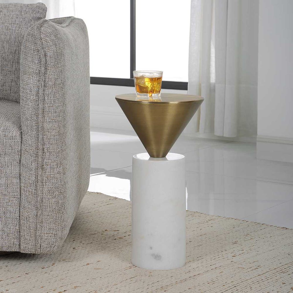 Top Hat Drink Table