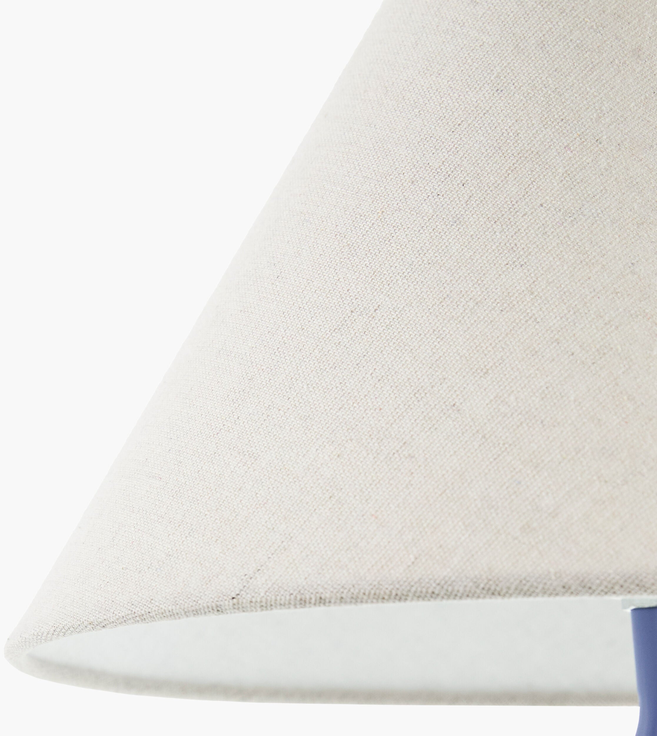 Begonia Accent Table Lamp