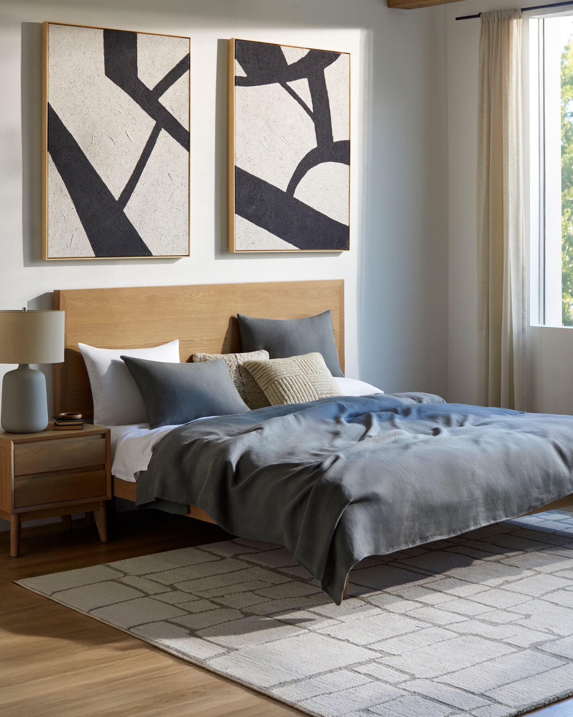 Elio Accent Table Lamp