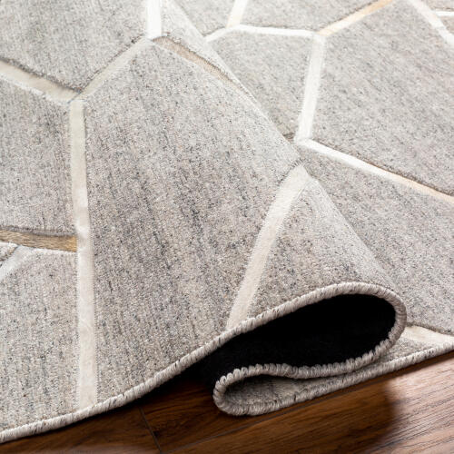 Eloquent Handmade Rug