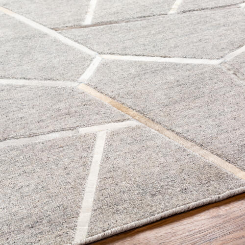 Eloquent Handmade Rug