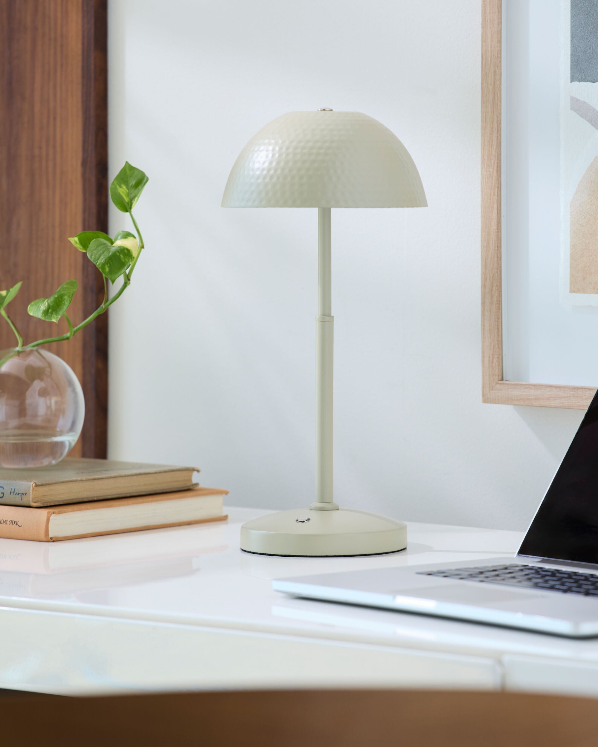 Elvas Accent Table Lamp