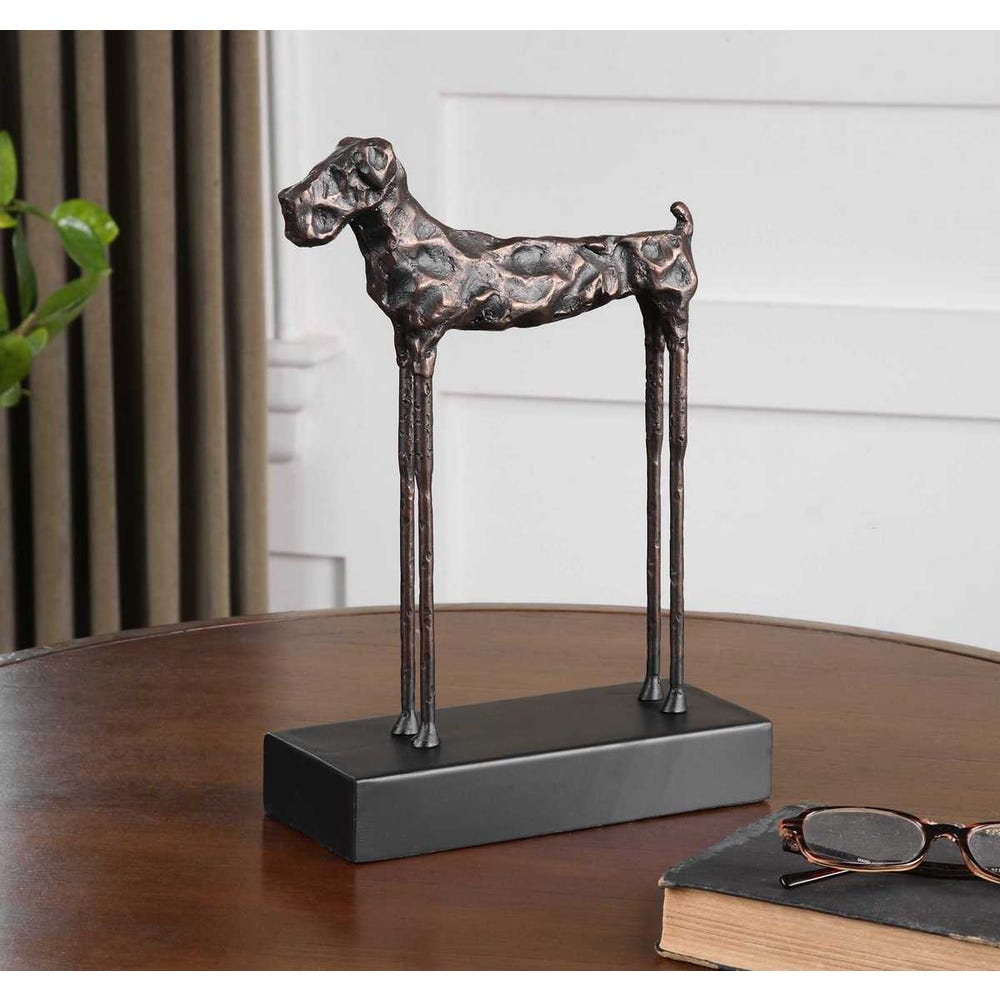 Maximus Figurine
