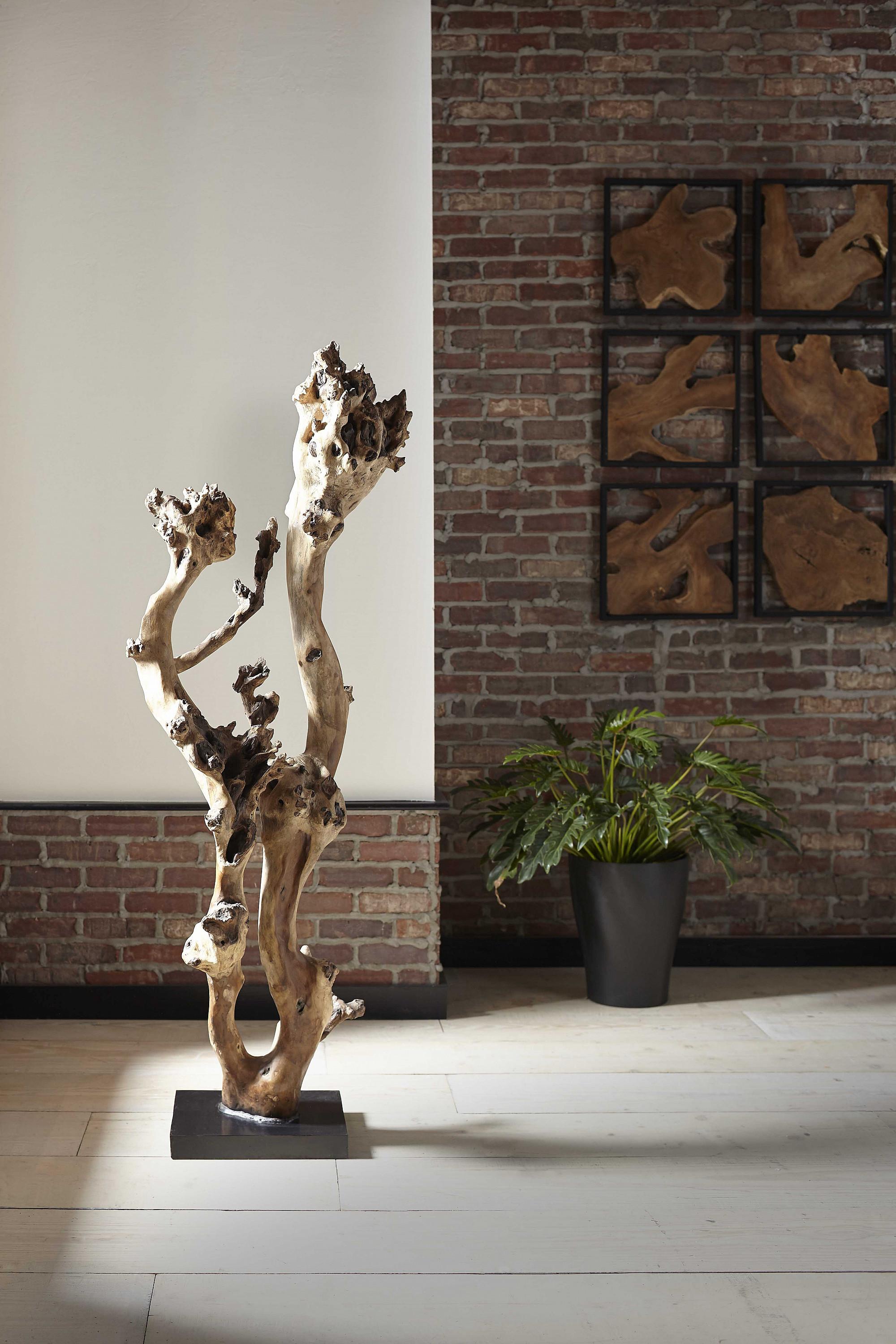 Sculpture en bois, assortiment