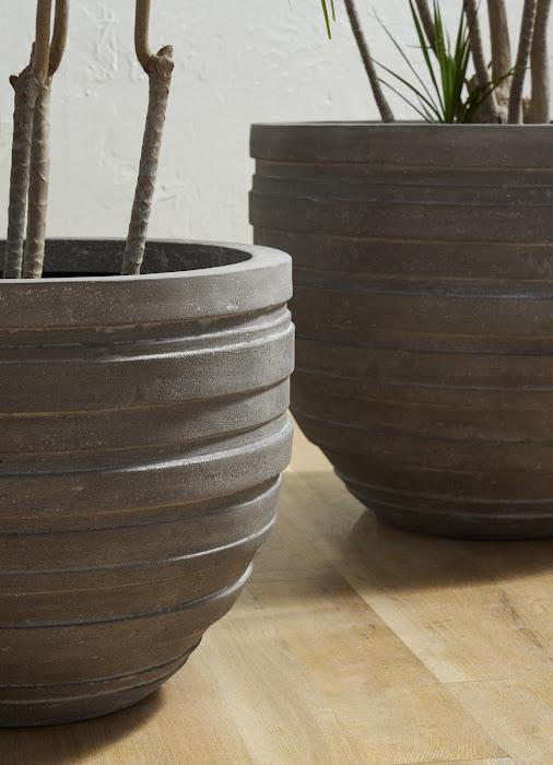 June Planter, Raw Gray, SM