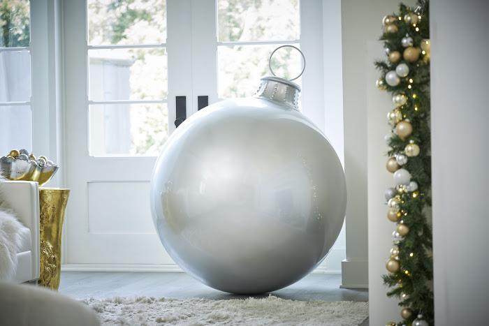 Boule de Noël en argent