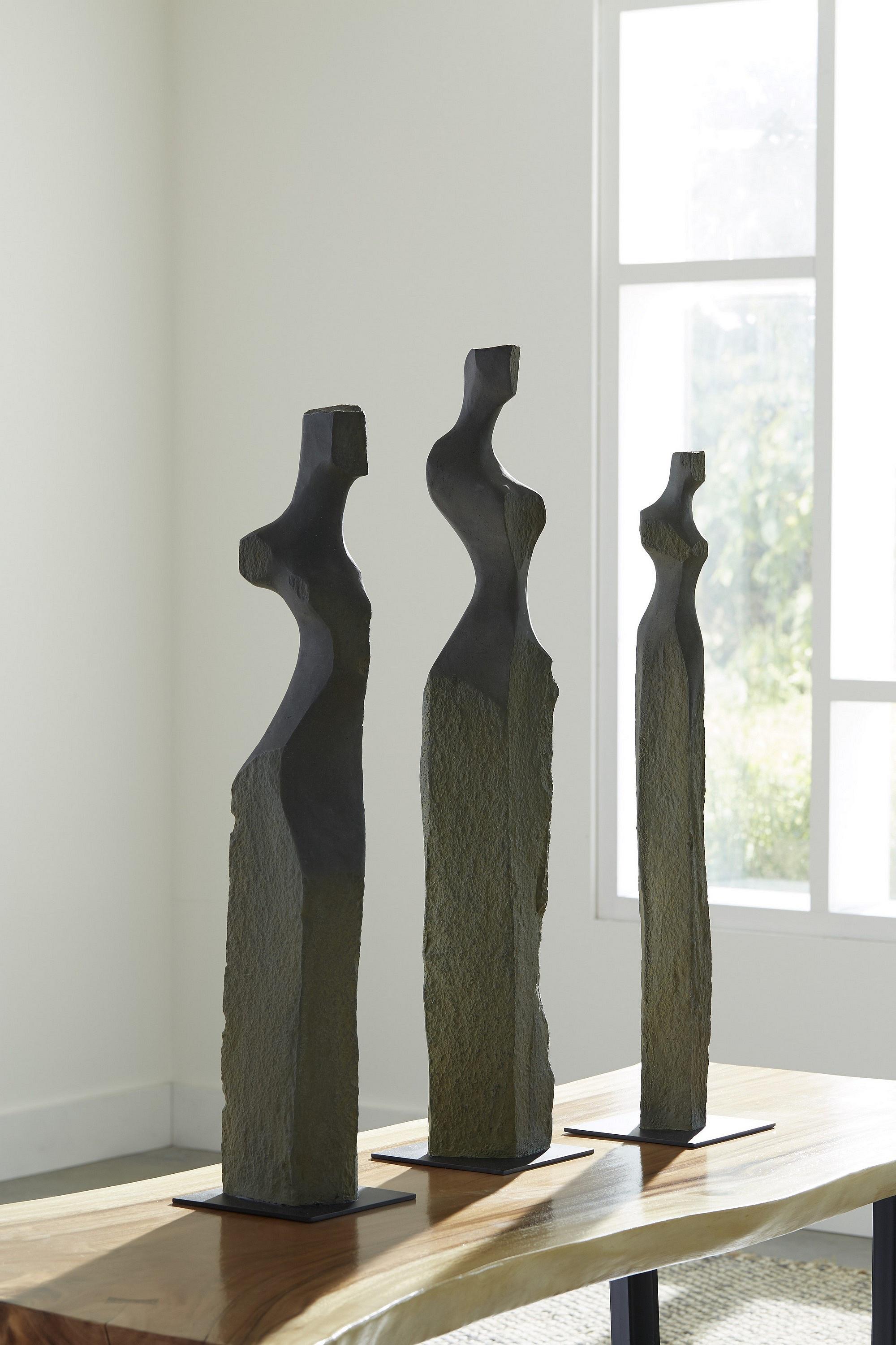 Sculptures de femmes moulées, lot de 3