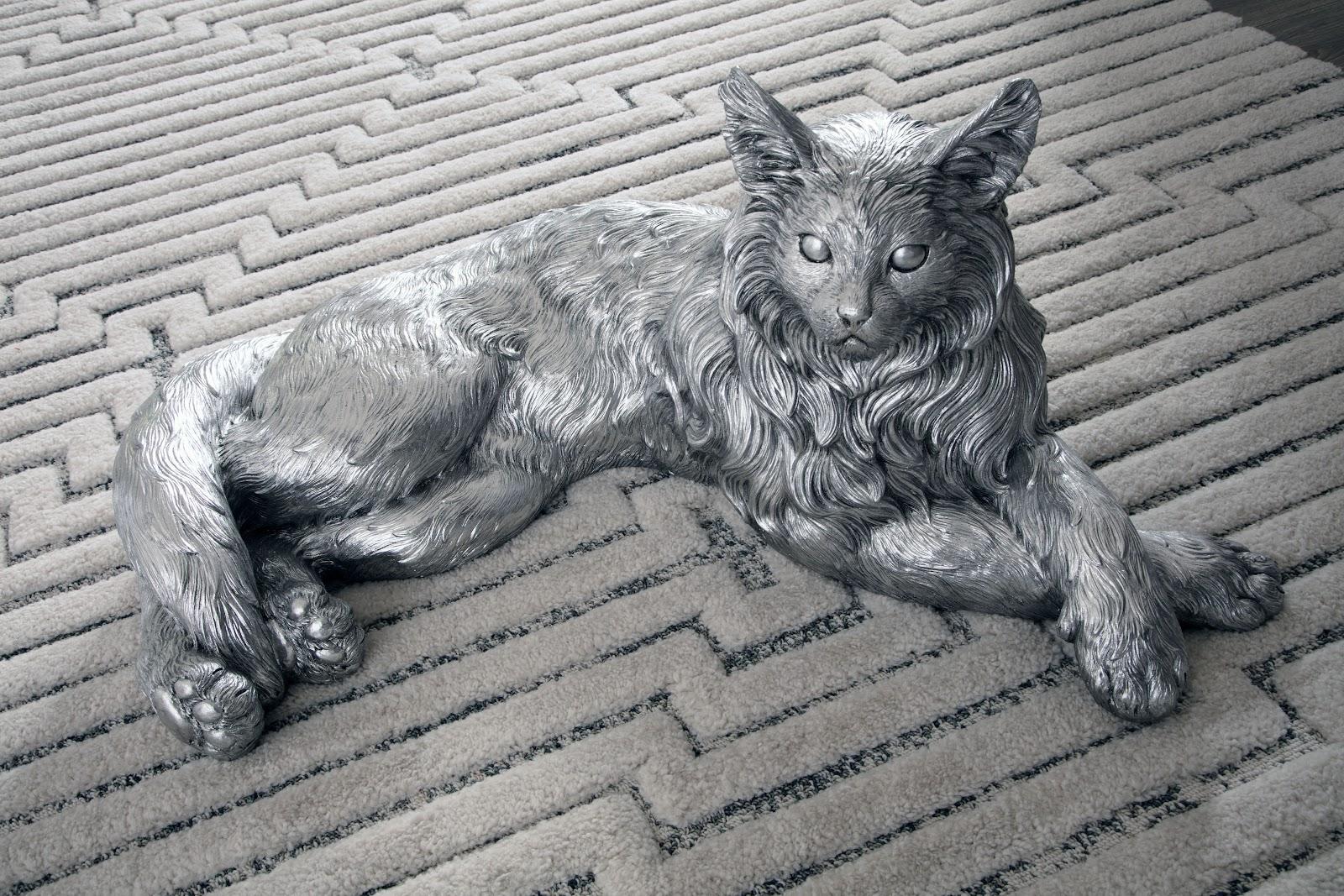 Sculpture de chat, feuille d'argent