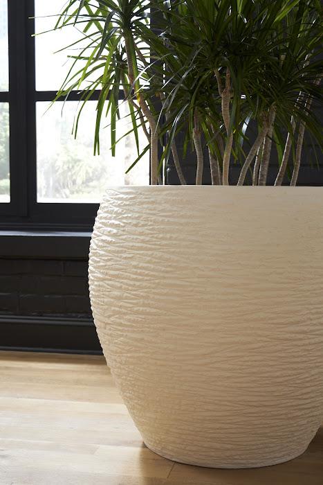 Waves Planter, Medium