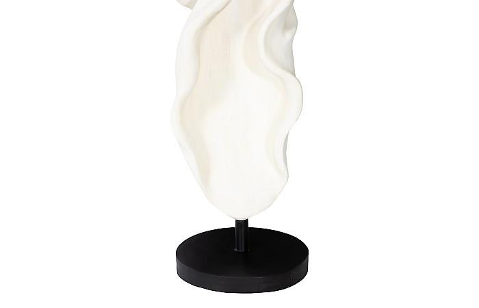 Sculpture dansante en fonte, pirouette, faux blanchi
