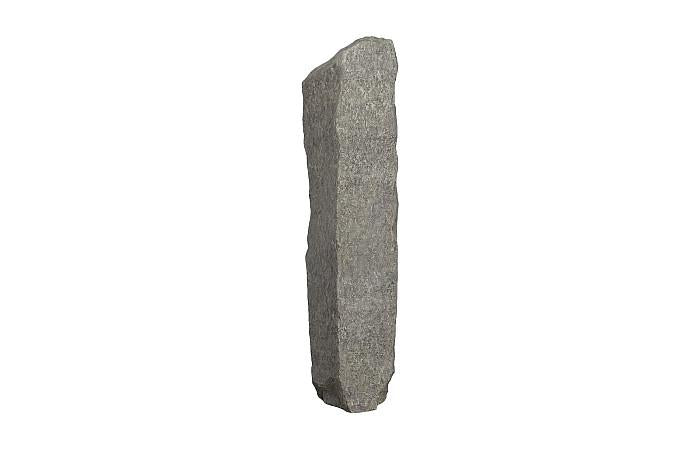 Sculpture en pierre coulée colossale, gris