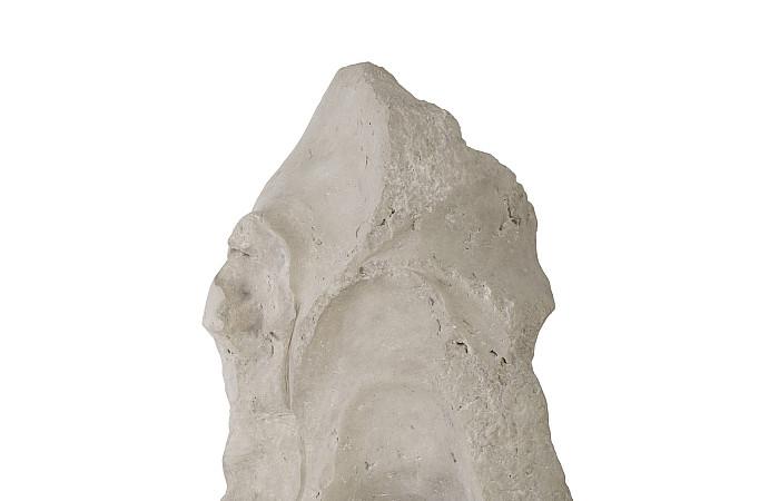 Sculpture colossale en pierre moulée, trou unique, pierre romaine