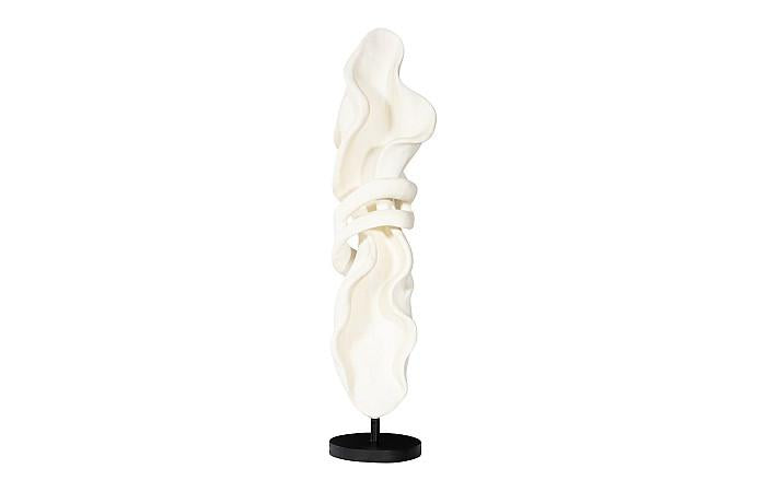 Sculpture dansante en fonte, pirouette, faux blanchi