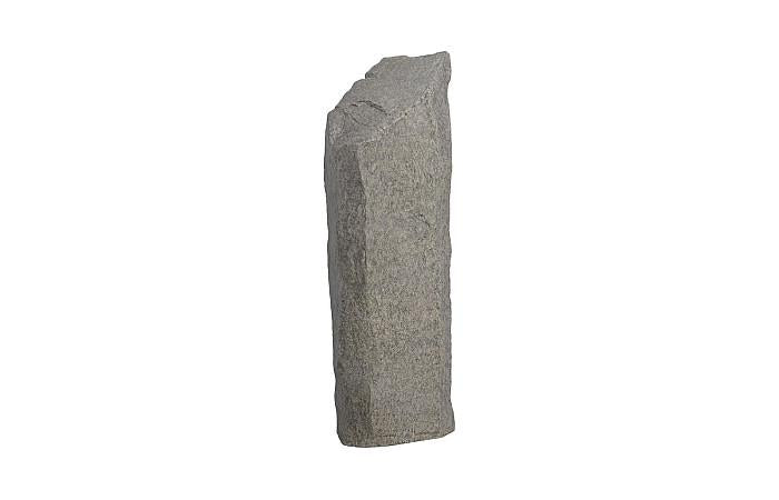 Sculpture en pierre coulée colossale, gris