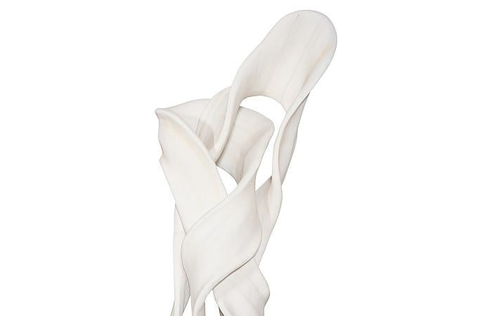 Sculpture dansante en fonte, Releve, faux blanchi
