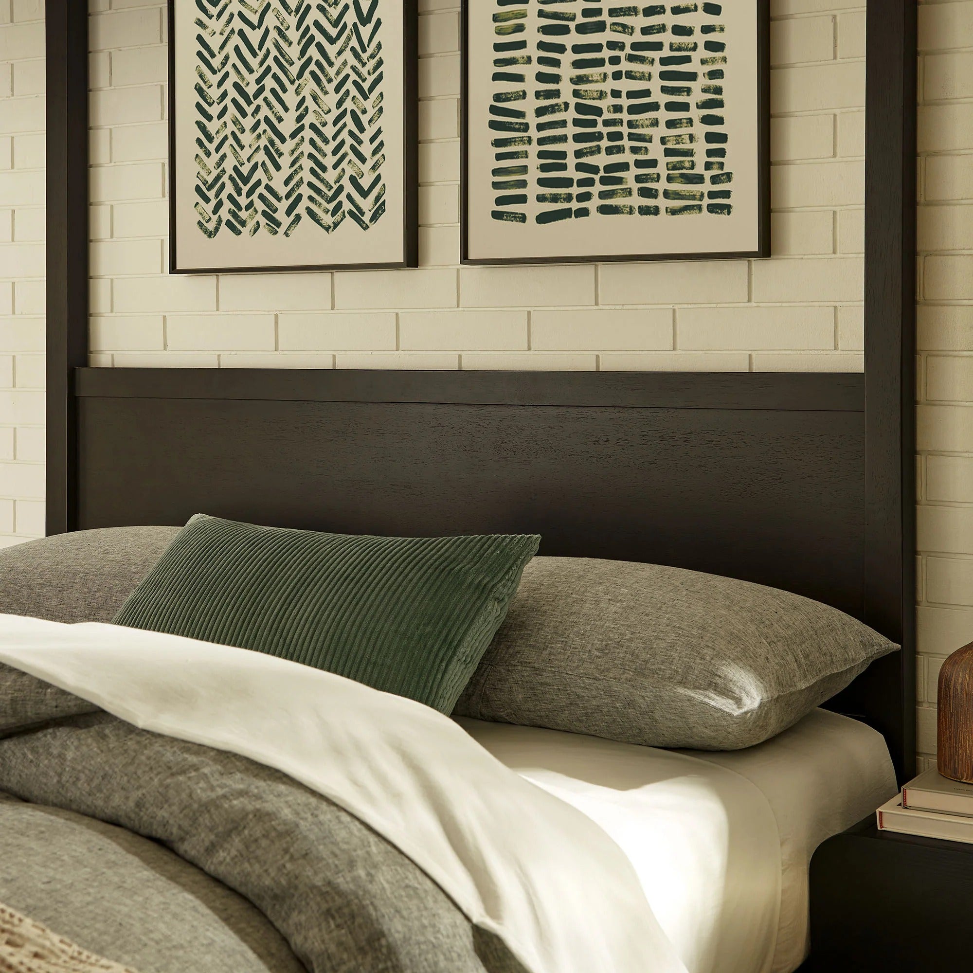 Alva Queen Wood Canopy Platform Bed