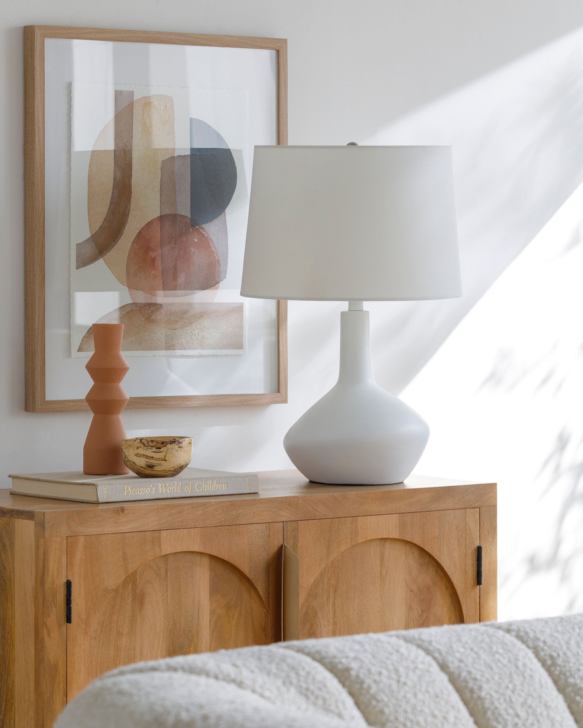 Innovi Accent Table Lamp