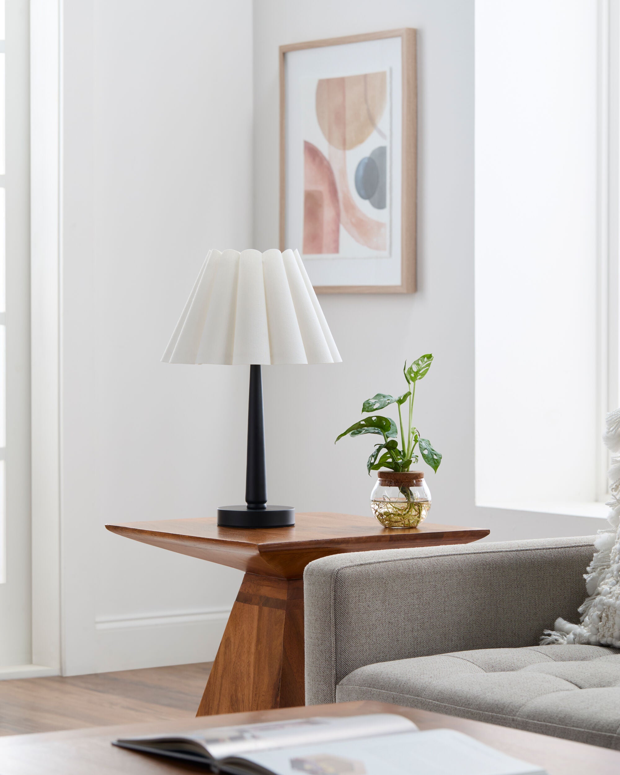 Leynar Accent Table Lamp