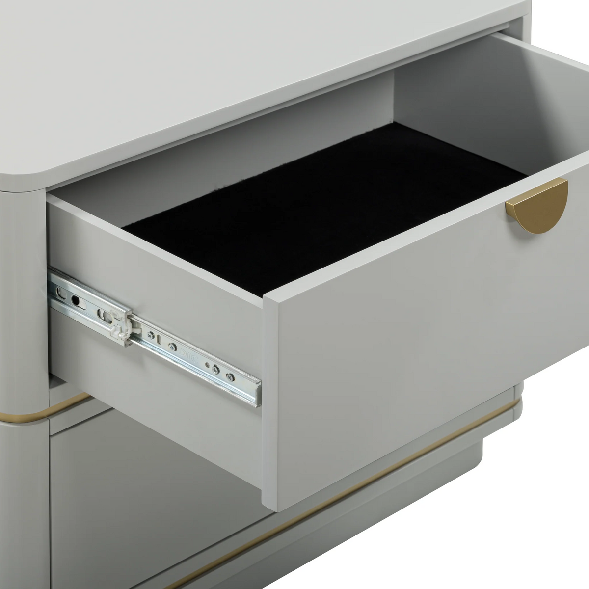 Julieta 28" 2-Drawer Nightstand
