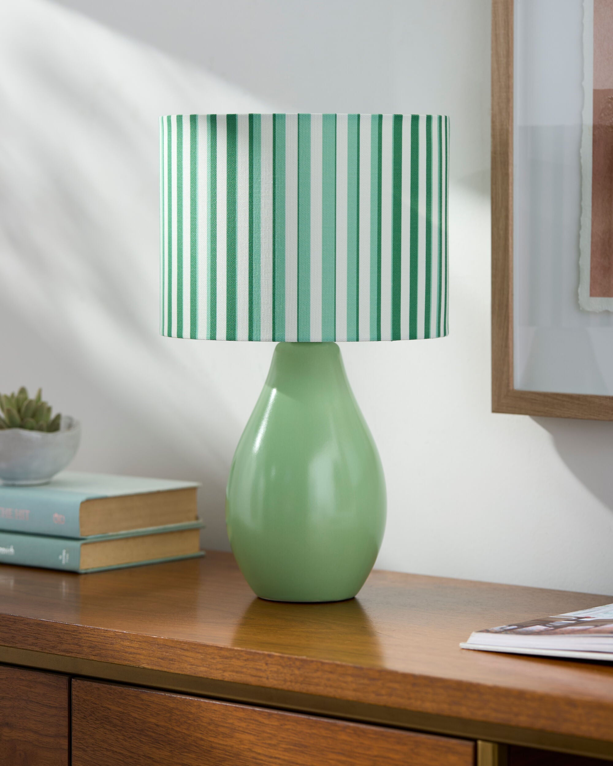 Melbu Accent Table Lamp
