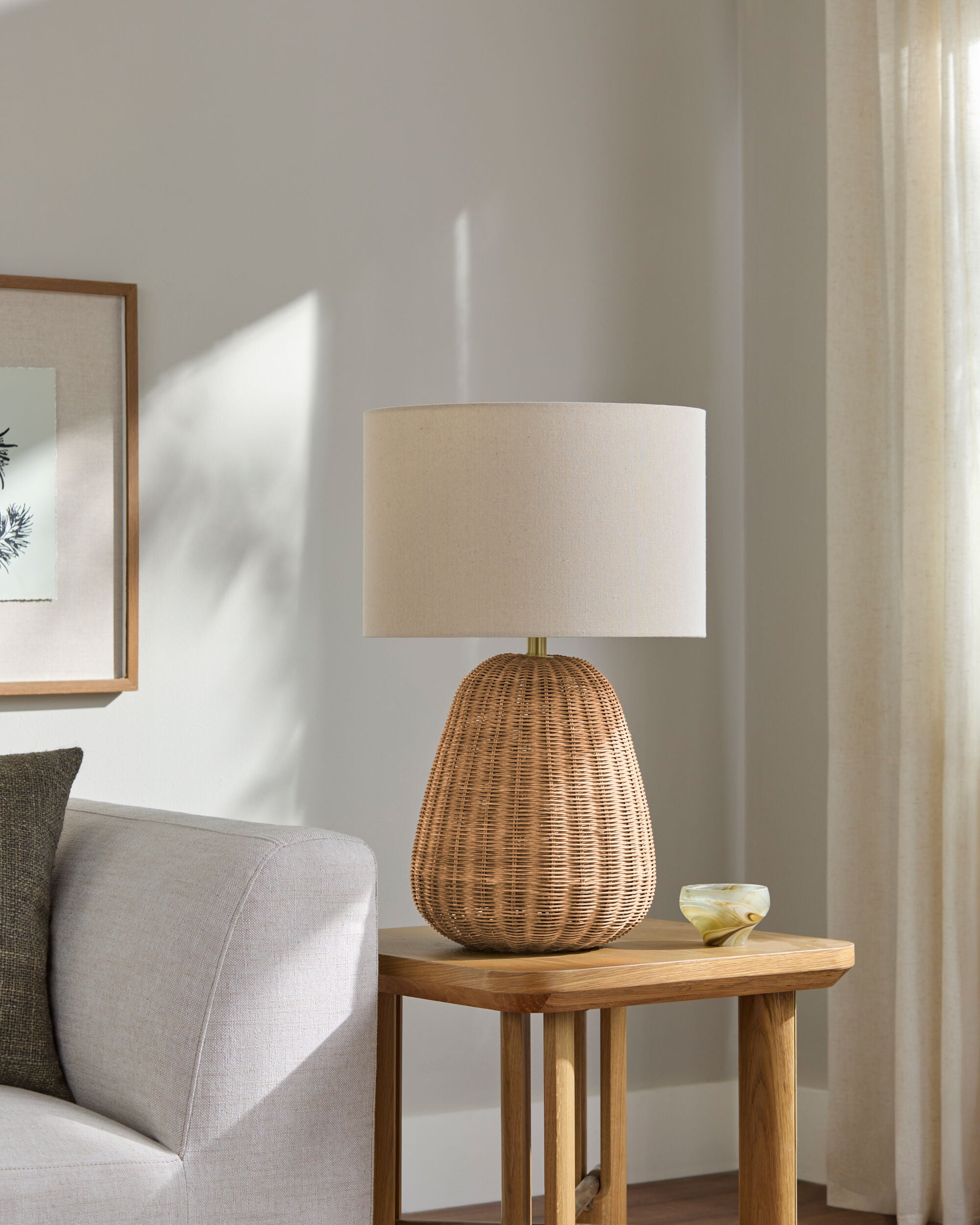 Olira Accent Table Lamp