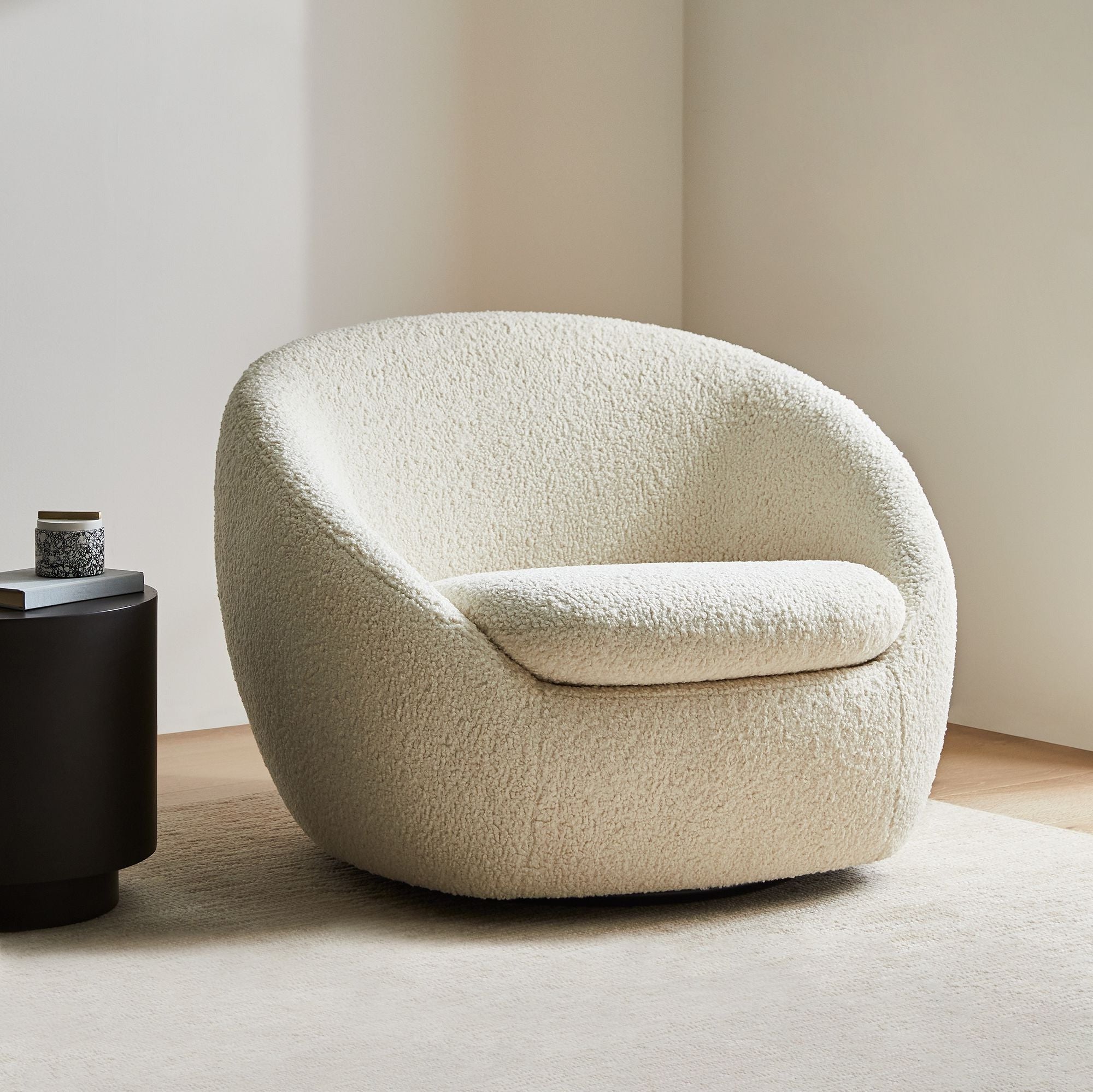 Chaise pivotante confortable (tissu bouclé)