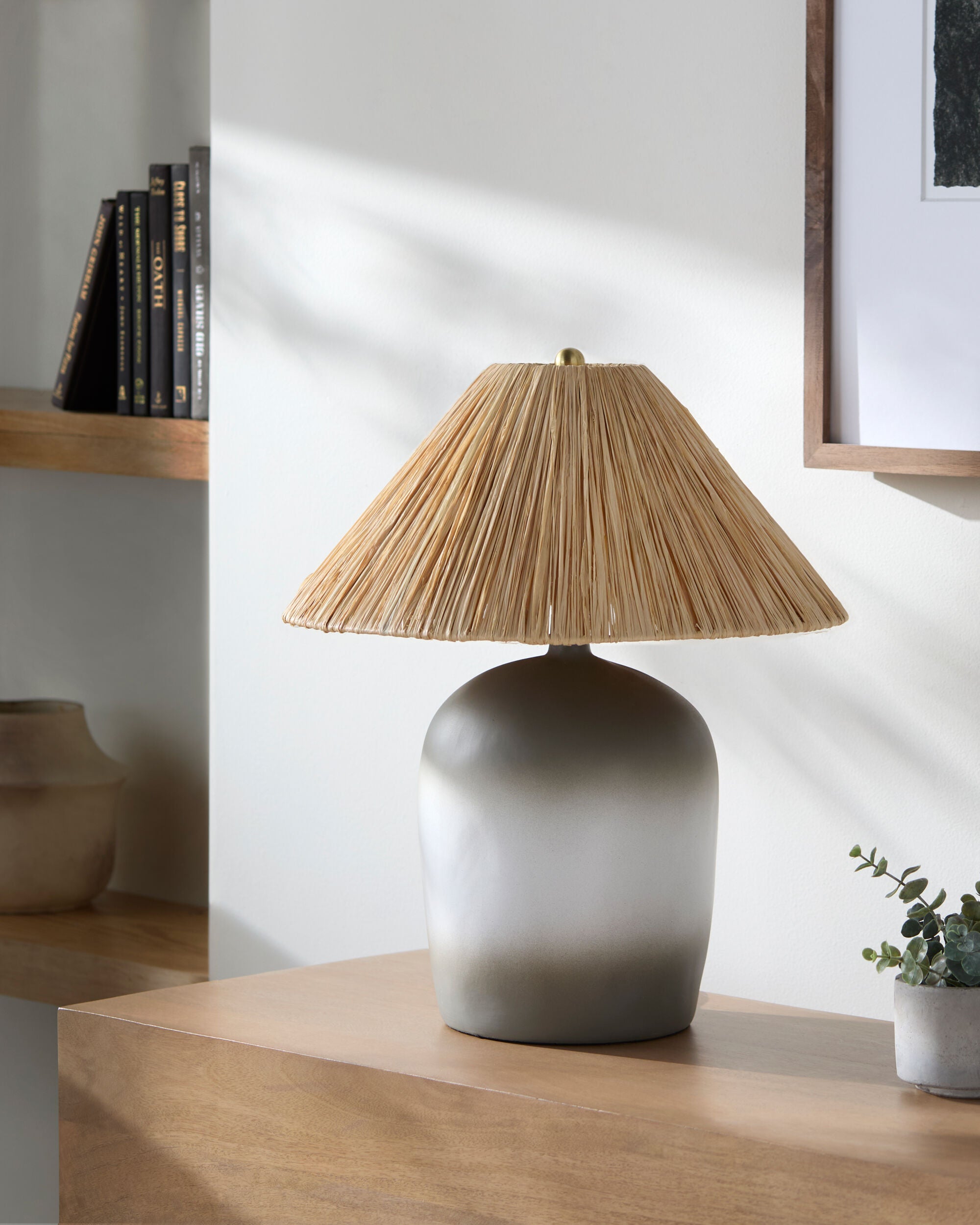 Otahu Accent Table Lamp