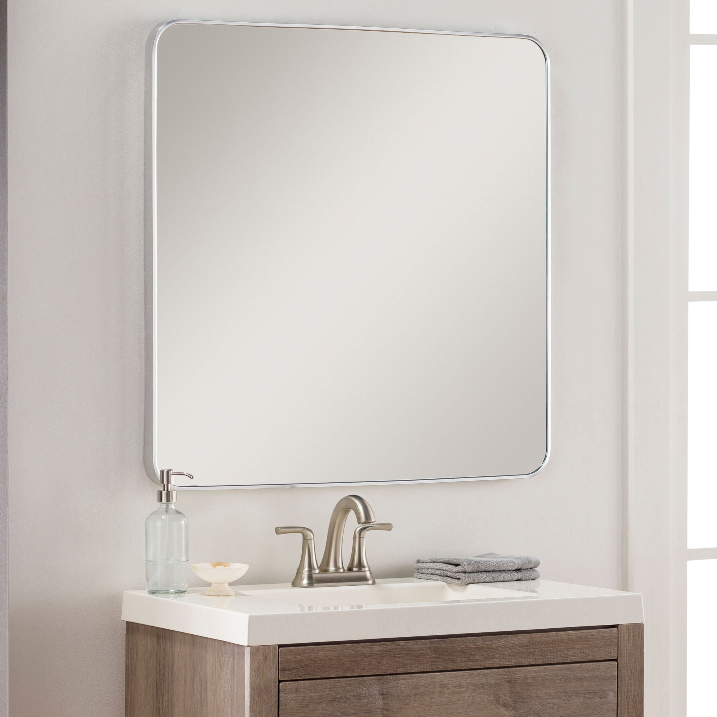 Aranya Accent Mirror