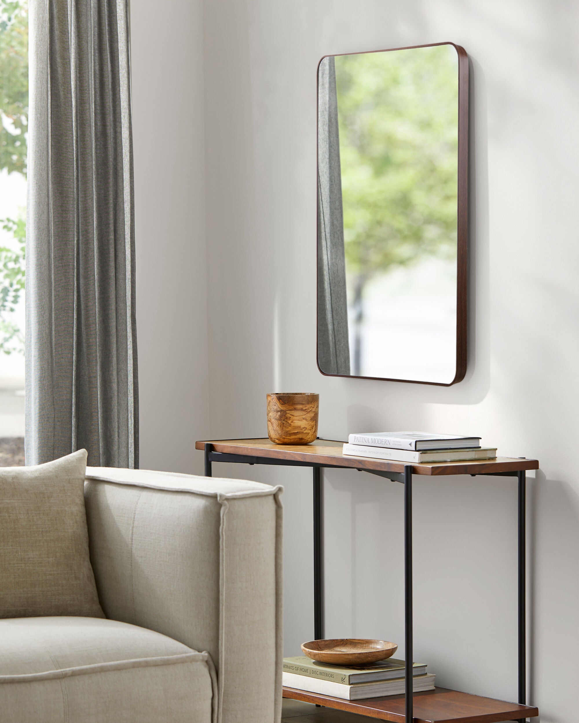 Aranya Accent Mirror